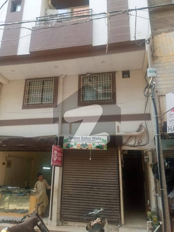 طارق روڈ کراچی میں 2 کمروں کا 3 مرلہ بالائی پورشن 82 لاکھ میں برائے فروخت۔