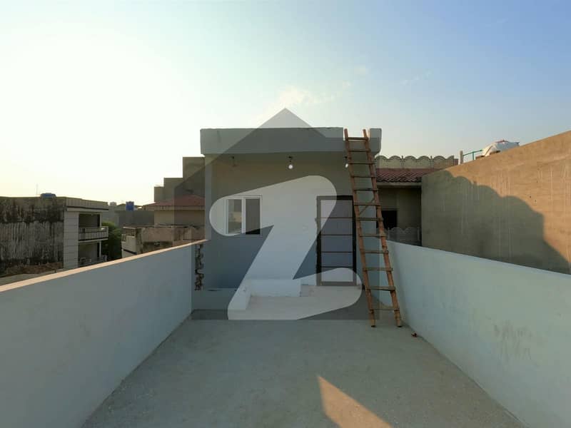 In Al Hamra Town 2 Marla Commercial Building For Sale