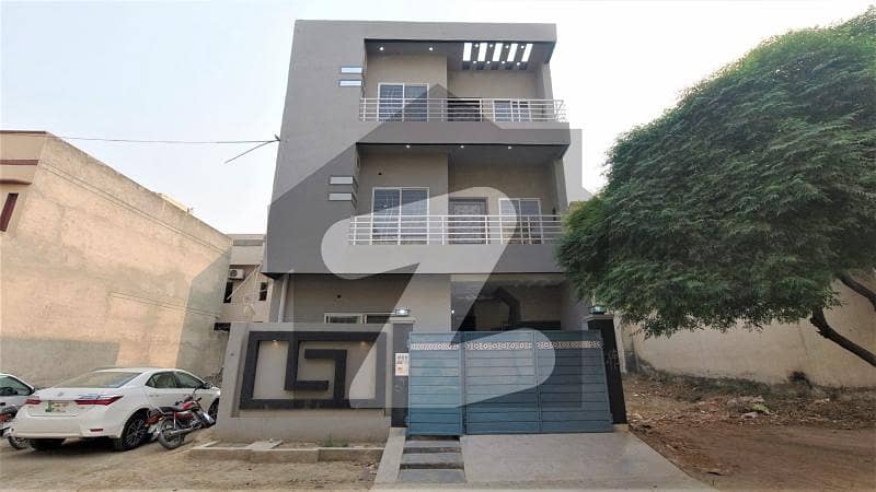 5 Marla Brand New Triple Storey House For Sale in A Block Rail Town Canal City Lahore