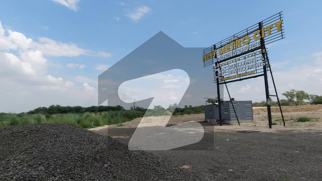 8 Marla Commercial Plot For sale In New Metro City New Metro City
