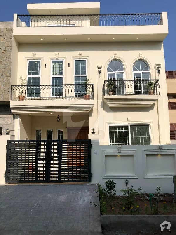 Brand New 25x40 House For Sale Near Markaz And Double Road