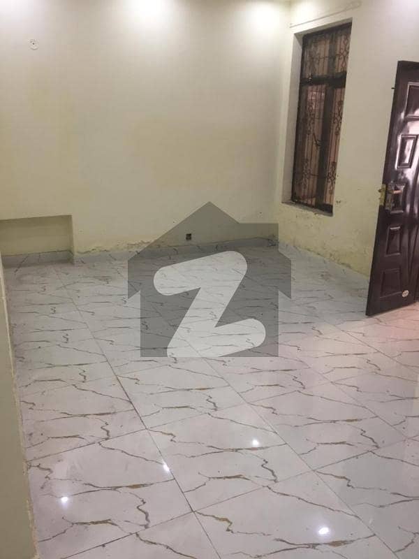 فردوس مارکیٹ گلبرگ لاہور میں 11 کمروں کا 1 کنال مکان 2 لاکھ میں کرایہ پر دستیاب ہے۔