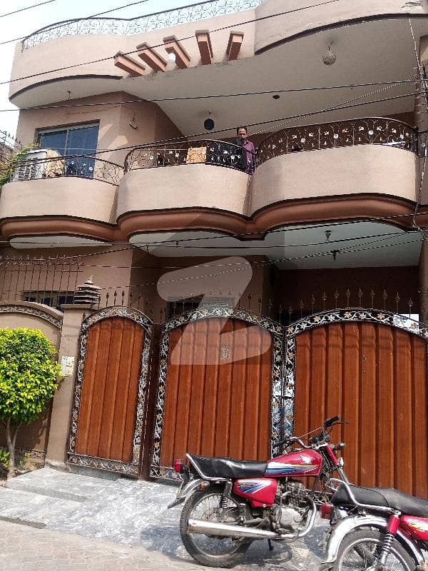 Tripple Storey 4 Marla House For sale In Marghzar Officers Colony Marghzar Officers Colony