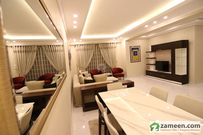 Luxurious & Very Spacious Apartment Available For Sale