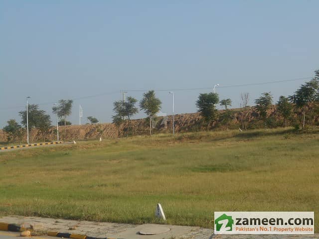 10 Marla Plot At Minimum Price - Zone 9