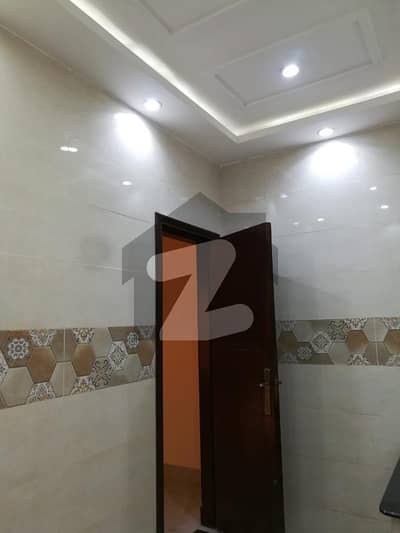 ایل ڈی اے ایوینیو ۔ بلاک سی ایل ڈی اے ایوینیو لاہور میں 5 کمروں کا 10 مرلہ مکان 95 ہزار میں کرایہ پر دستیاب ہے۔