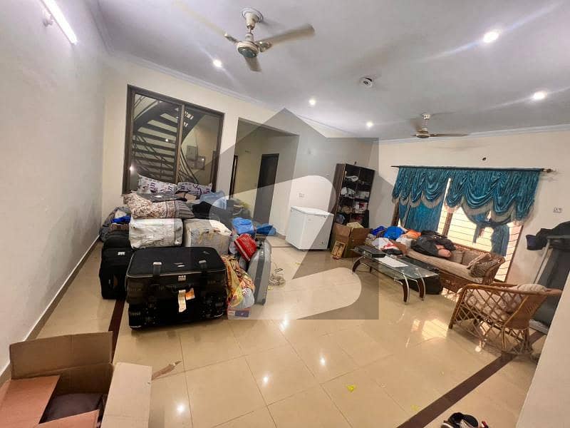 22 Marla 7 Bedroom Double Unit House Available For Rent In Paf Colony Opposite Askari 9 Lahore