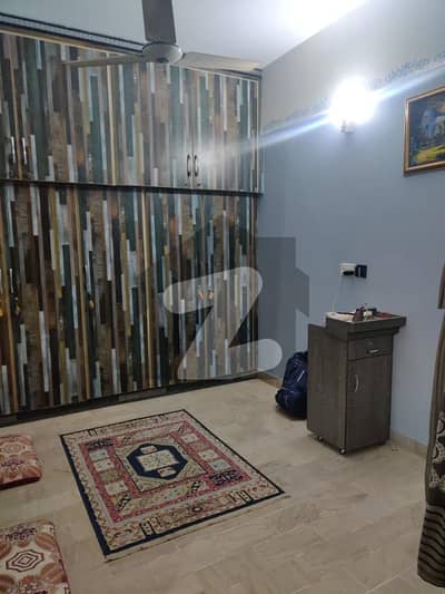 Upper Portion Is Available For Sale In Dastgir Colony