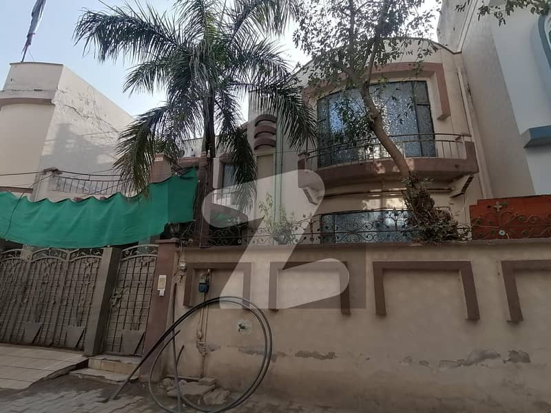 Spacious 7 Marla House Available For sale In New Shadman Colony