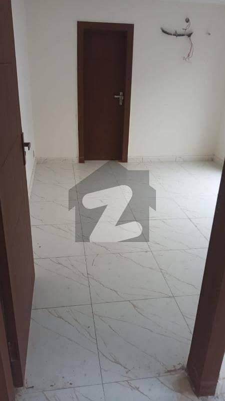 LIKE NEW APARTMENT FOR SALE LOCATED IN Bahria Town - Sector E
