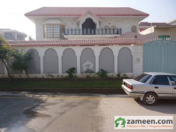 1 Kanal House At Shami Road Near Family Park