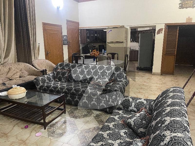 مرغزار آفیسرز کالونی لاہور میں 5 کمروں کا 1 کنال مکان 3.5 کروڑ میں برائے فروخت۔