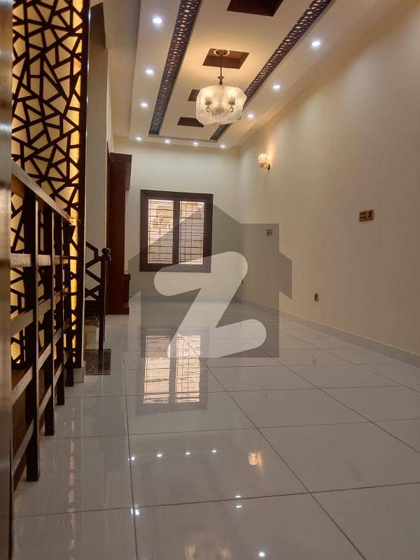 ڈی ایچ اے فیز 7 ایکسٹینشن ڈی ایچ اے ڈیفینس کراچی میں 3 کمروں کا 4 مرلہ مکان 3.55 کروڑ میں برائے فروخت۔