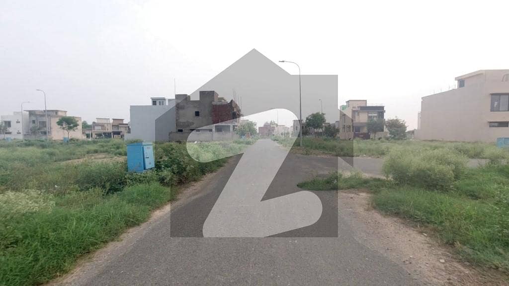 Facing Parking 8 Marla Commercial Plot Available For Sale Plot No 18 In Dha 9 Town CCA Block