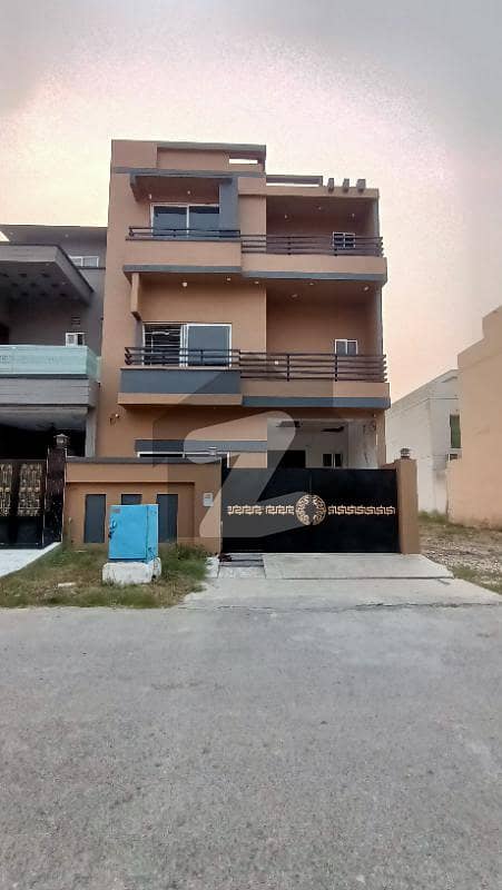 5 Marla House Like New Available For Rent In Aa Ext Block Phase I