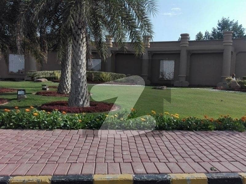 Ideally Located Commercial Plot For sale In New Lahore City - Block D Available