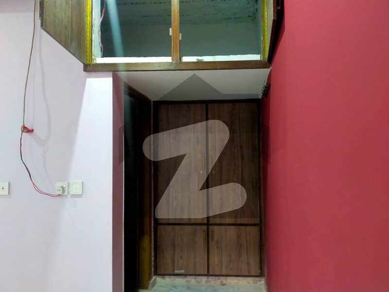 ایچ ۔ 13 اسلام آباد میں 7 کمروں کا 6 مرلہ مکان 2.55 کروڑ میں برائے فروخت۔