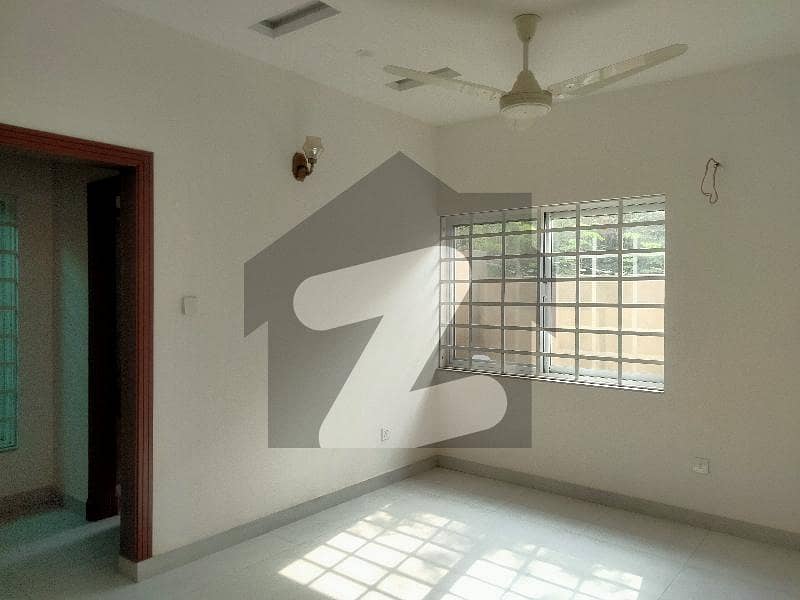 One Kanal Ground Portion For Rent In Dha Phase 2
