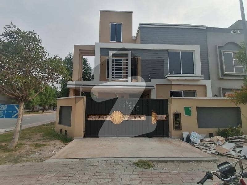 10 Marla Brand New Corner House For Rent In Bahria Town Lahore