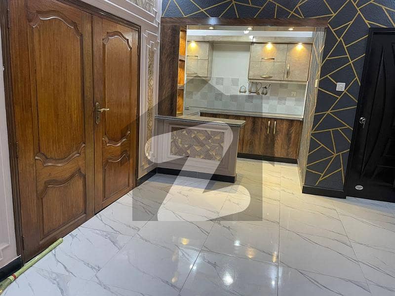 FLAT AVAILABLE FOR SALE IN GULISTAN E JOHAR BLOCK 17 HAROON ROYAL CITY