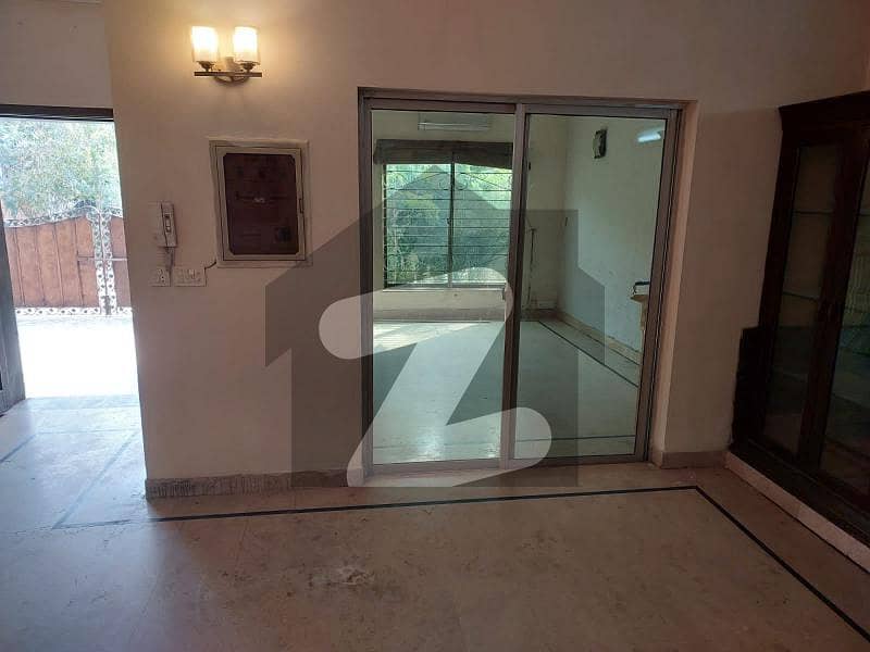 8 Marla Very Spacious Full Independent House For Rent In Dha Phase 1