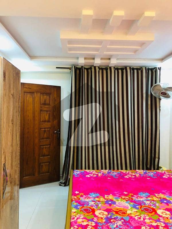 1 BED FULL FURNISHAD FLAT FOR RENT IN BAHRIA TOWN LAHORE