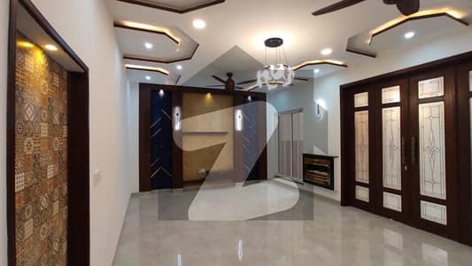 Corner 15 Marla House For Sale In Bharia Town Lahore On Main Boulevard