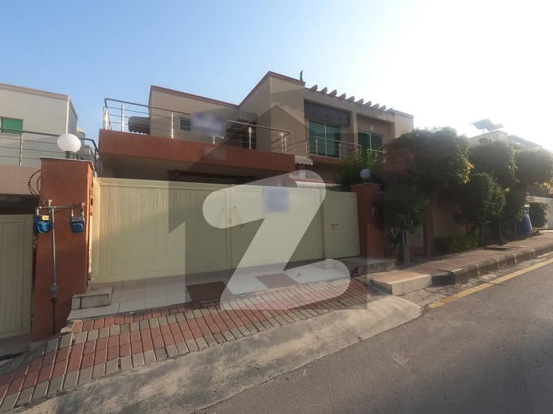 House Is Available For Sale In Bahria Town Safari Villa 3