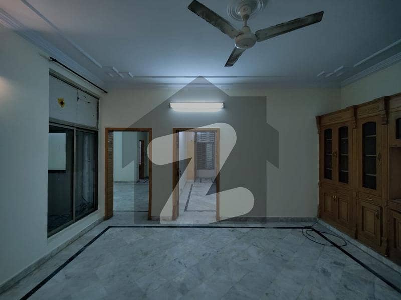 Ground Portion For Rent G10/2 Vip Location G10/2, G10, Islamabad