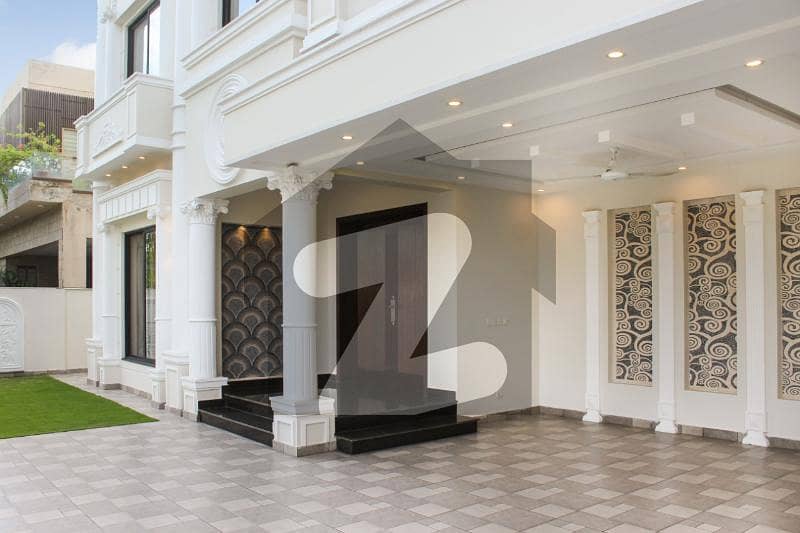 01 Kanal Brand New Beautiful Grand Luxury Modern Design House For Sale