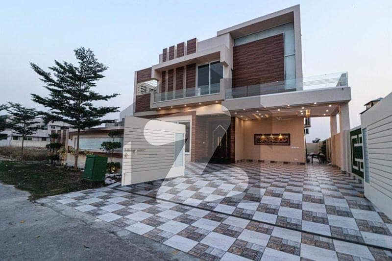 10 Marla Brand New Modern Design House Available For Sale At Dha Phase 4 EE Block Lahore