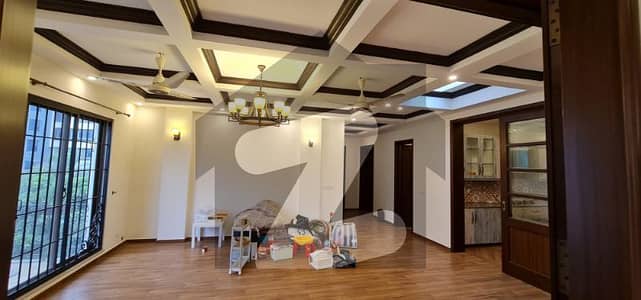 Beautiful 500 Yards UPPER PORTION In Sector E-11-3 Multi Rent 1 Lac 60 Thousands
