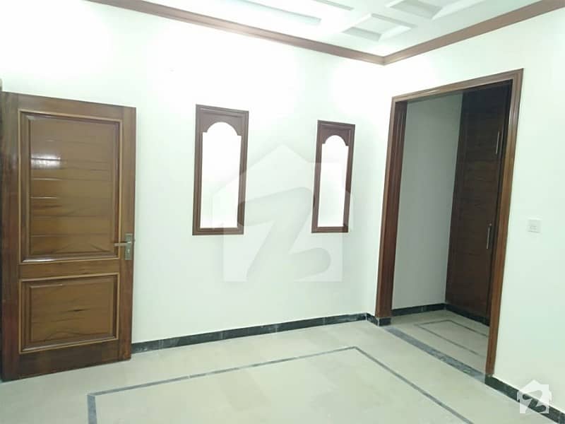 E-11/2 6 Bed Double Storey Excellent House Available For Rent.