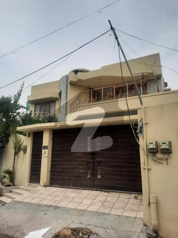 Behind Library 525 Yards Owner Built 9-Year Old House For Sale DHA Phase 2