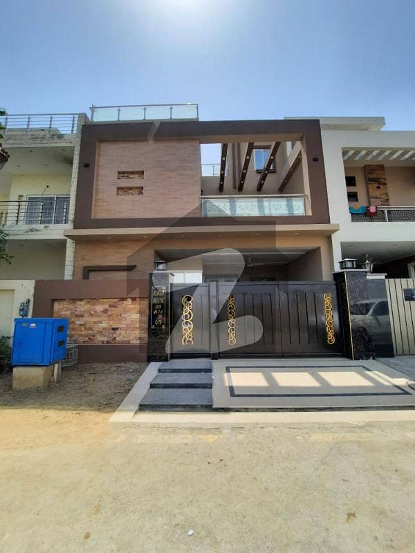 6 Bed Brand New 7 Marla House For Sale