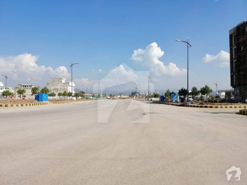 Bahria Enclave Sector N 5 30x30 Marla Ready Possession Plot Available For Sale On Installmentsideal Location On Boulevard