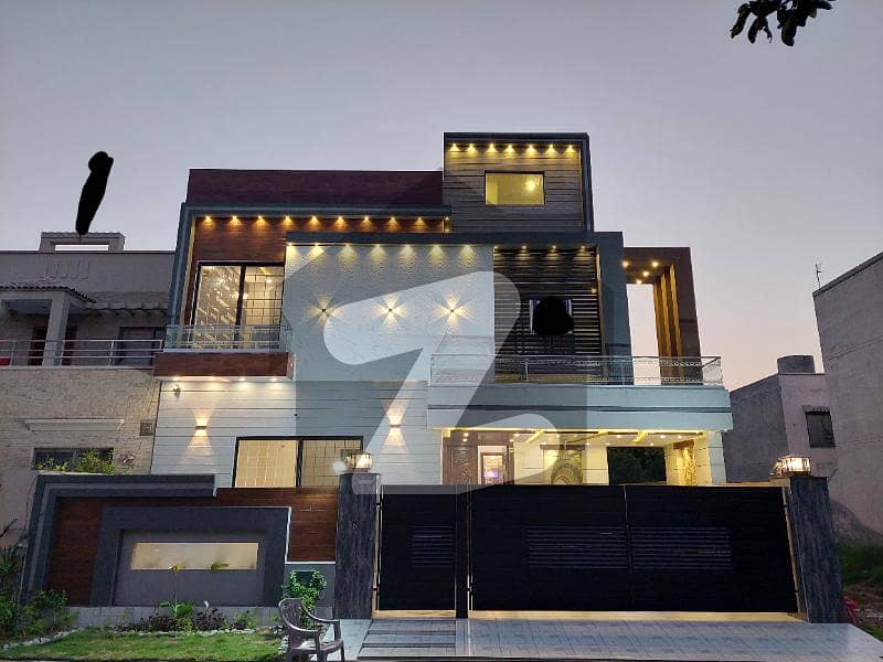Luxurious Designer 11 Marla Brand House For Sale In Bahria Town Lahore