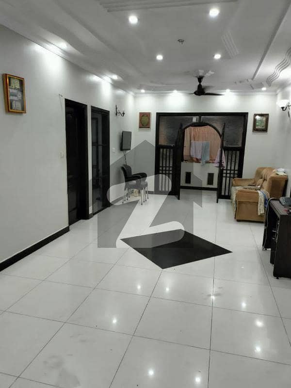 Third Floor Without Lift Full Floor Apartment For Sale