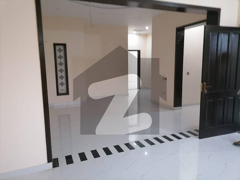 خیابانِ گارڈنز فیصل آباد میں 4 کمروں کا 6 مرلہ مکان 62 ہزار میں کرایہ پر دستیاب ہے۔