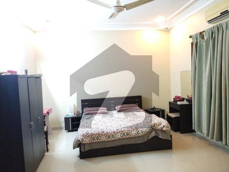 Fully Furnished Room Attached Washroom Common Kitchen Lounge Drawing In Bungalow All Utilities Including Ac Rent