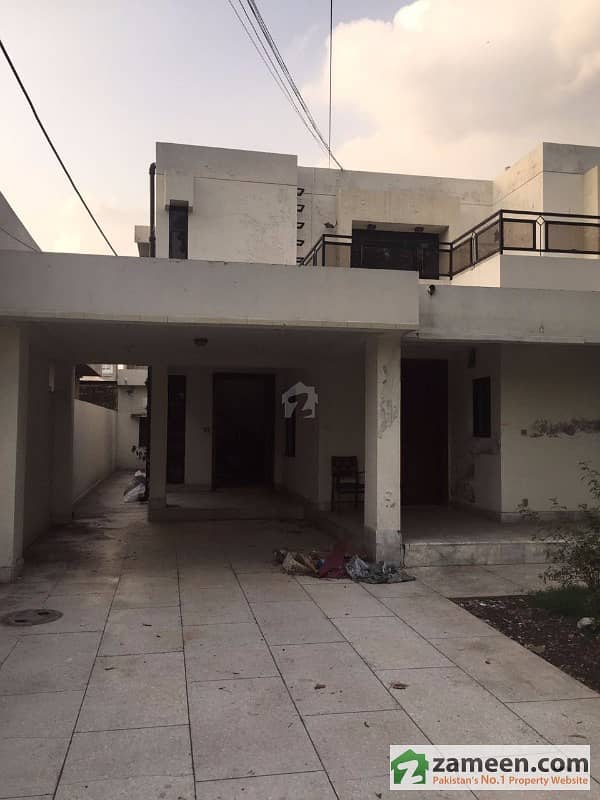 Facing Park 2 Kanal Kothy Amazing House Is Available For Sale At Very