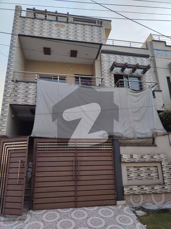 الرحمان فیز 2 - بلاک آئی الرحمان گارڈن فیز 2 الرحمان گارڈن لاہور میں 5 کمروں کا 5 مرلہ مکان 1.2 کروڑ میں برائے فروخت۔