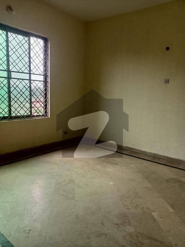 10 Marla Lower Portion Available For Rent In Lda Avenue One At A Very Reasonable Price
