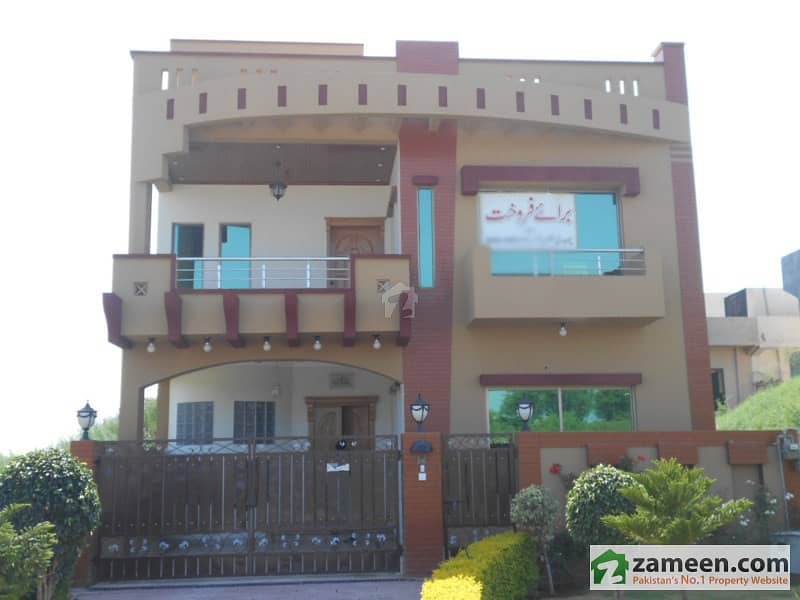 30x60 Brand New Double Unit House Main Double Road G-13/2 Islamabad