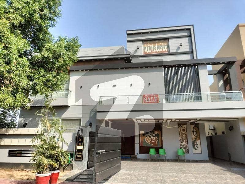 14 Marla Corner Vip House For Sale At Good Location