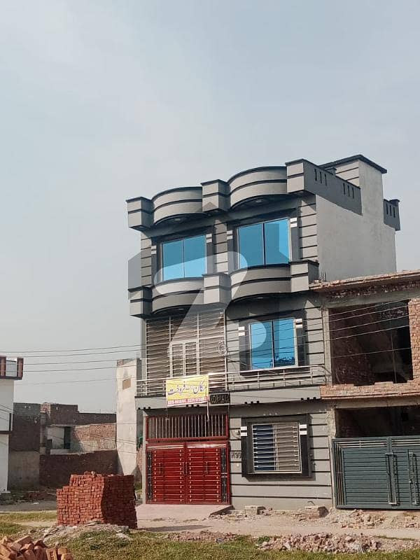 کاہنہ پل اسلام آباد میں 6 کمروں کا 4 مرلہ مکان 1.3 کروڑ میں برائے فروخت۔