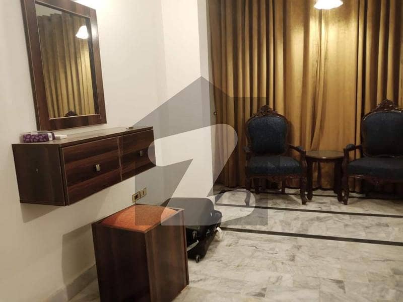 بھٹہ چوک لاہور میں 3 کمروں کا 10 مرلہ فلیٹ 95 ہزار میں کرایہ پر دستیاب ہے۔