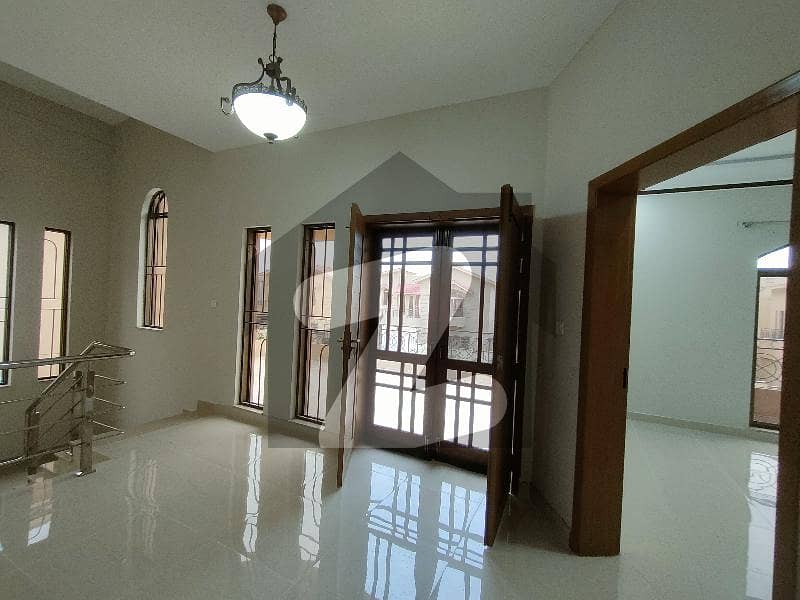 17 Marla, Brig House Upper Portion Available For Rent In Askari-10 Lahore Cantt