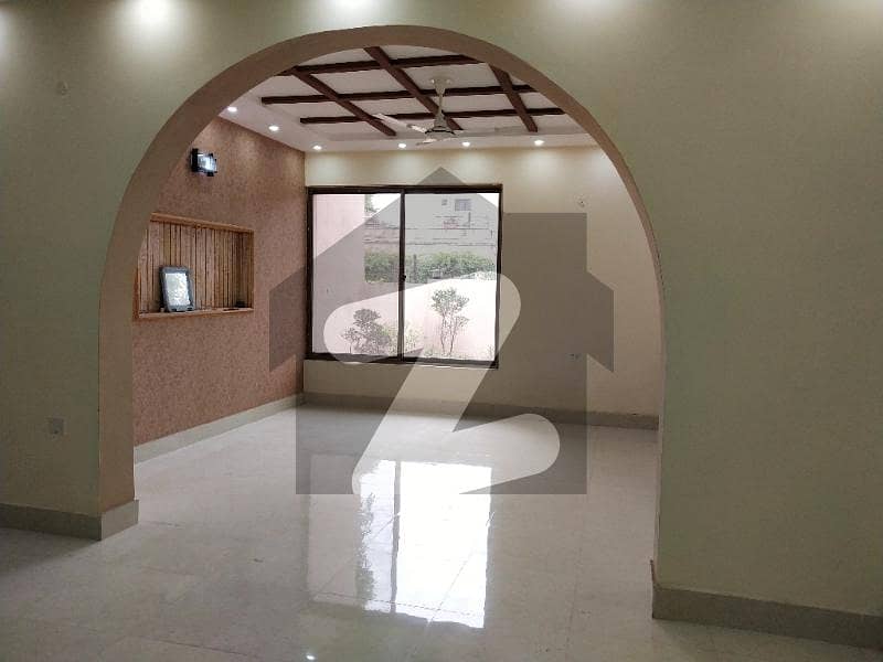 Beautiful Corner 17-Marla, Corner Bungalow Near Park For Rent In Model Town