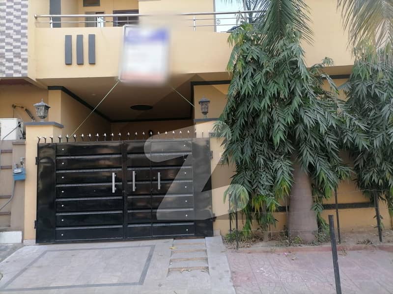 جوہر ٹاؤن فیز 2 - بلاک آر3 جوہر ٹاؤن فیز 2 جوہر ٹاؤن لاہور میں 5 کمروں کا 5 مرلہ مکان 1.9 کروڑ میں برائے فروخت۔